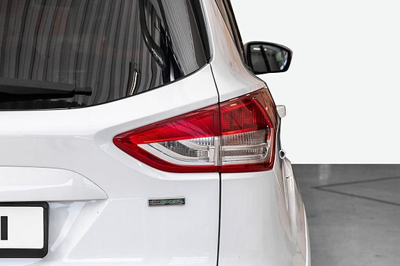 Ford Kuga 8 of 23