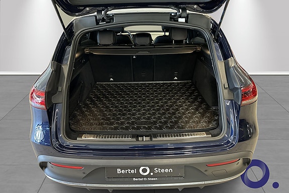 Mercedes-Benz EQC400 9 of 30