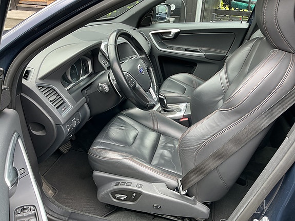 Volvo XC60 6 of 19