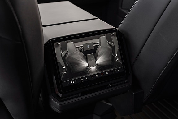 Tesla Cybertruck 22 of 30