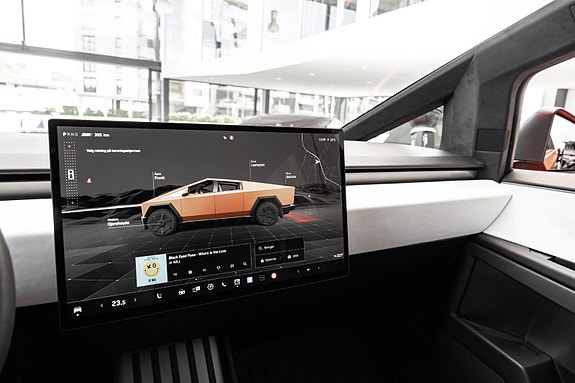 Tesla Cybertruck 15 of 30