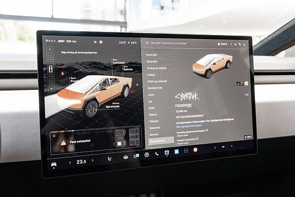 Tesla Cybertruck 19 of 30