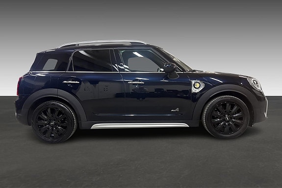 MINI Countryman Cooper SE 4 of 30