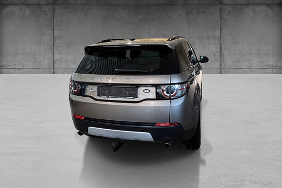 Land Rover Discovery Sport 8 of 24