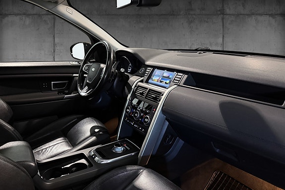 Land Rover Discovery Sport 15 of 24