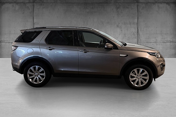 Land Rover Discovery Sport 11 of 24