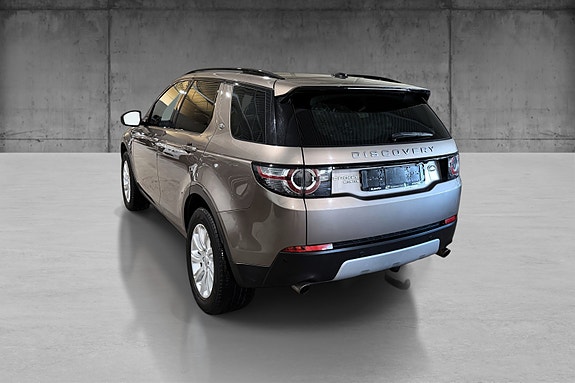 Land Rover Discovery Sport 7 of 24