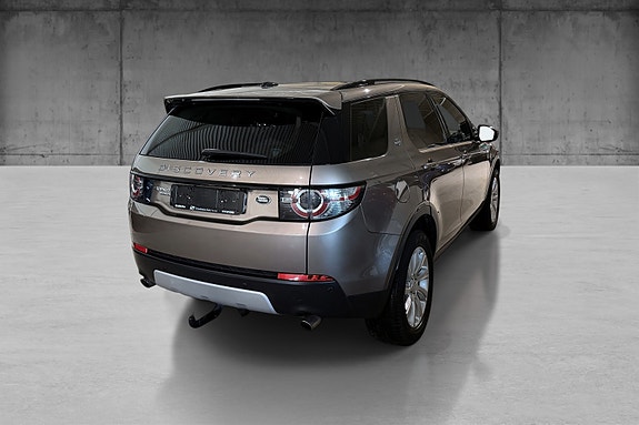 Land Rover Discovery Sport 9 of 24