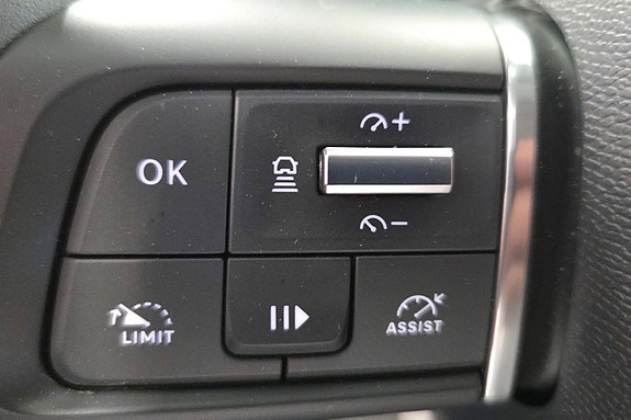 Citroen E-C4 12 of 24