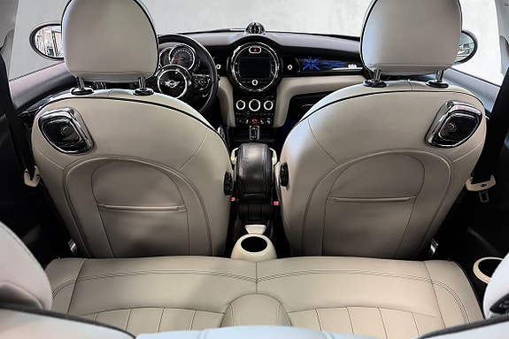 MINI Cooper 7 of 20
