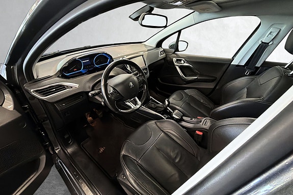 Peugeot 2008 7 of 15