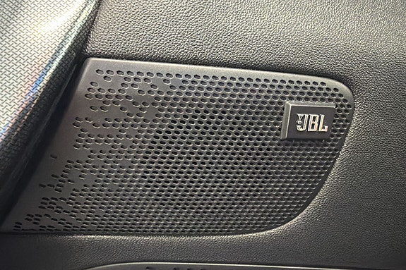 Peugeot 2008 8 of 15