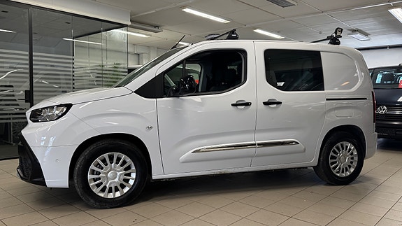 Toyota Proace City 2 of 30