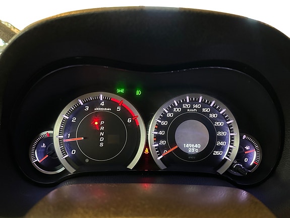 Honda Accord 10 of 30