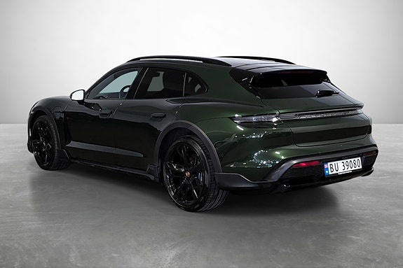 Porsche Taycan 4 9 of 28