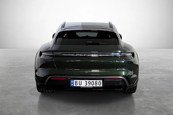 Porsche Taycan 4 7 of 28