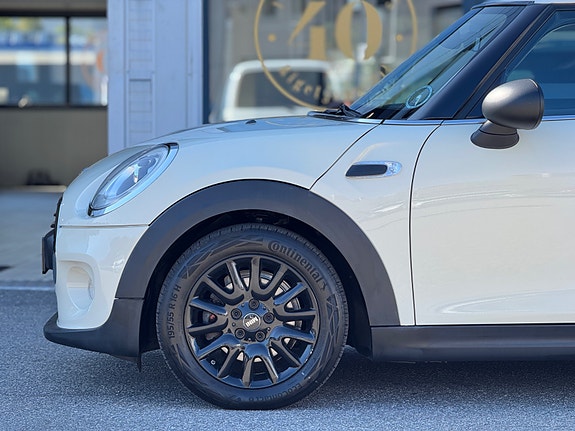 MINI One 12 of 30