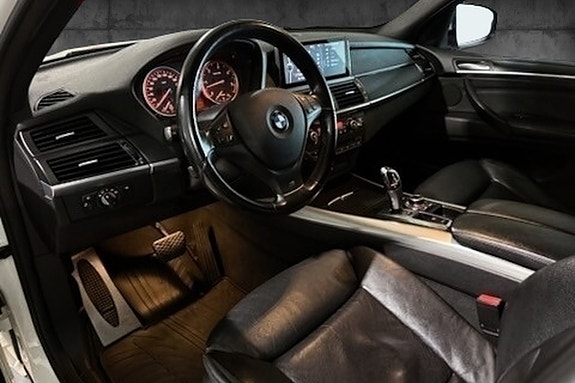 BMW X5 11 of 22