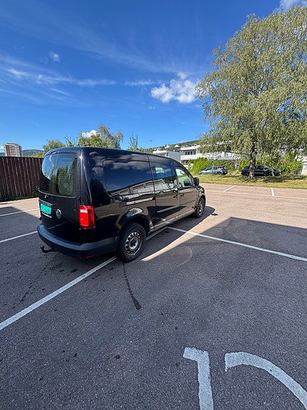 Volkswagen Caddy Maxi 11 of 11