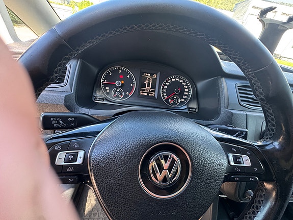 Volkswagen Caddy Maxi 9 of 11