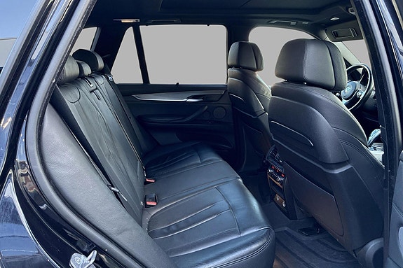 BMW X5 11 of 30