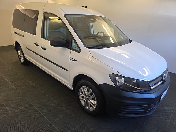 Volkswagen Caddy Maxi 10 of 30