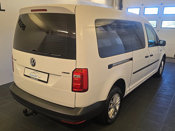 Volkswagen Caddy Maxi 8 of 30