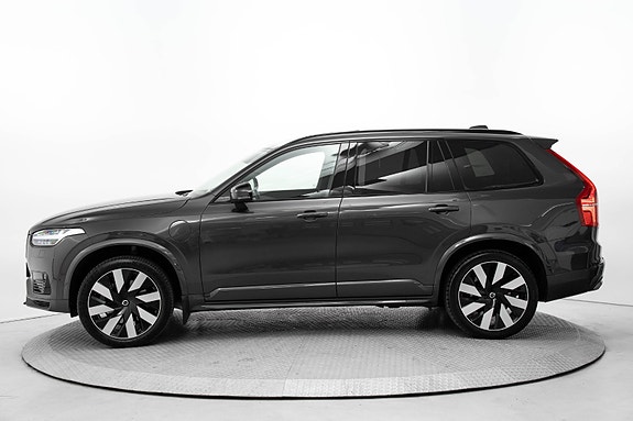 Volvo XC90 6 of 30