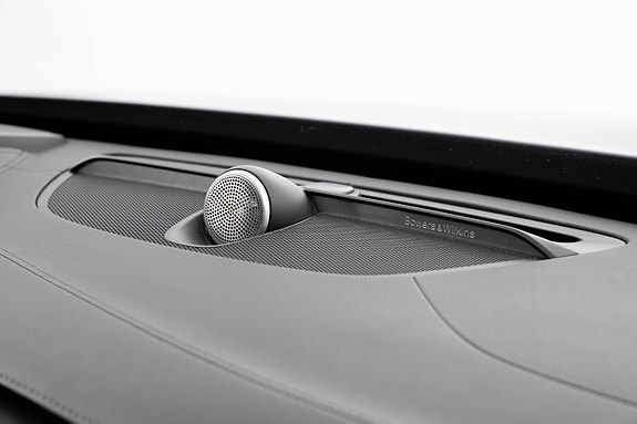 Volvo XC90 12 of 30