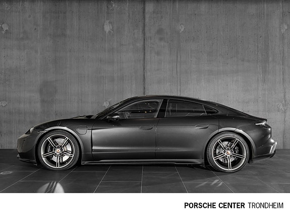 Porsche Taycan 2 of 30