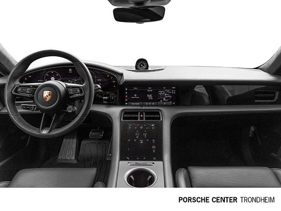 Porsche Taycan 25 of 30