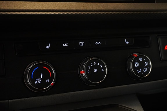 Volkswagen Transporter 19 of 30