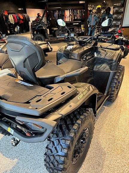 Can-Am Outlander MAX 1000R BACK COUNTRY 4 of 10