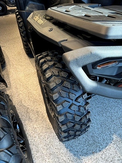 Can-Am Outlander MAX 1000R BACK COUNTRY 10 of 10