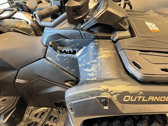 Can-Am Outlander MAX 1000R BACK COUNTRY 6 of 10