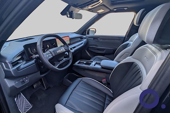 Kia EV9 12 of 24
