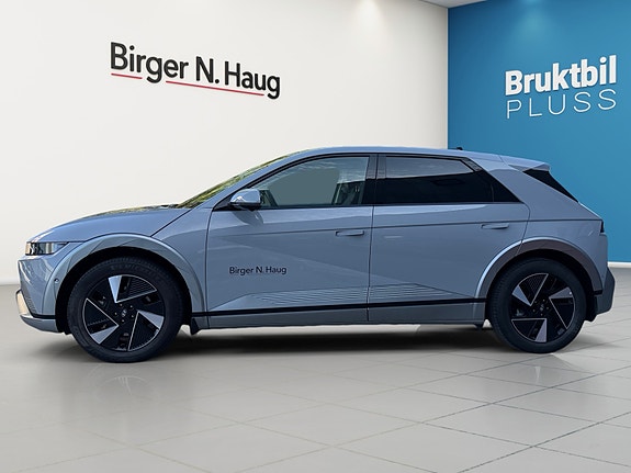 Hyundai Ioniq 5 2 of 12
