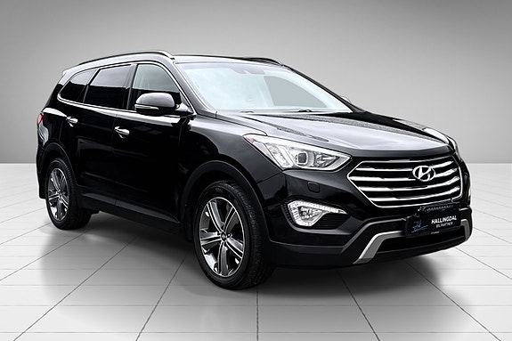 Hyundai Grand Santa Fe 3 of 19