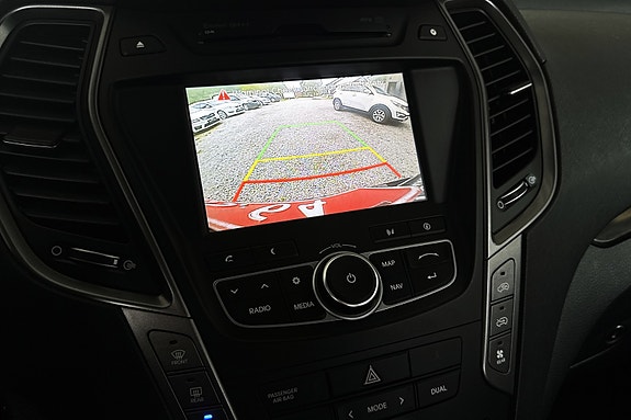 Hyundai Grand Santa Fe 15 of 19