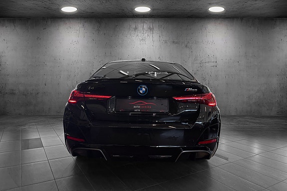 BMW i4 4 of 25