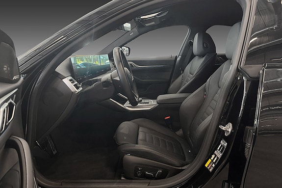 BMW i4 10 of 25