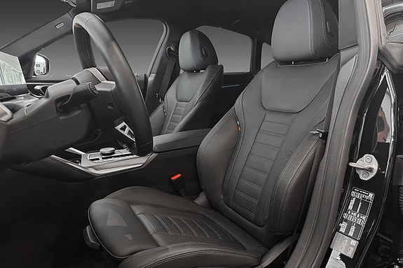BMW i4 11 of 25