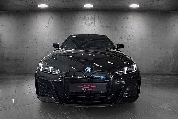BMW i4 8 of 25