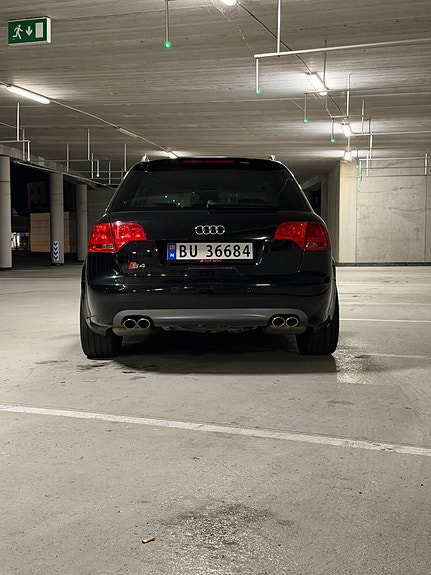 Audi S4 4 of 29