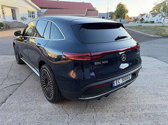 Mercedes-Benz EQC400 5 of 26