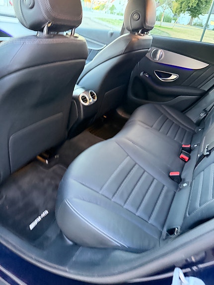 Mercedes-Benz EQC400 9 of 26