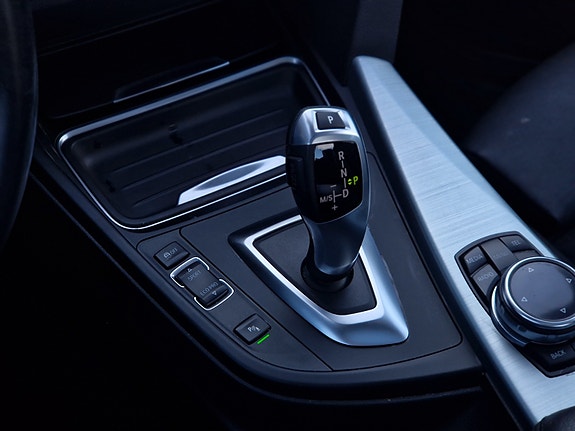BMW 420i 16 of 20