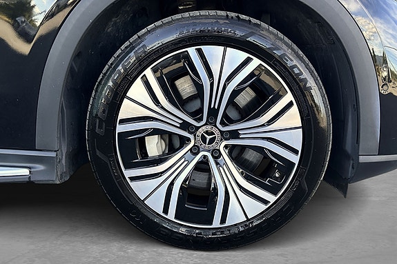 Mercedes-Benz EQE SUV 9 of 22