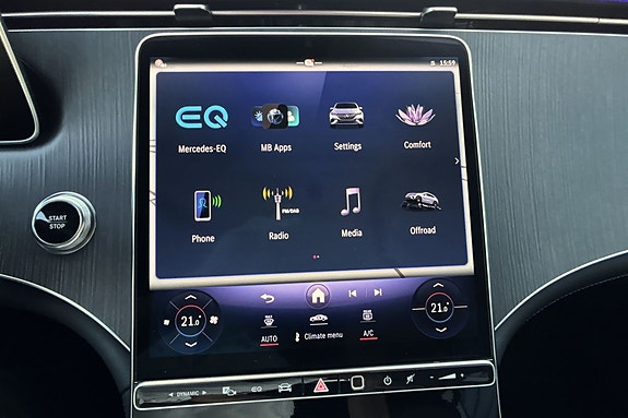 Mercedes-Benz EQE SUV 18 of 22