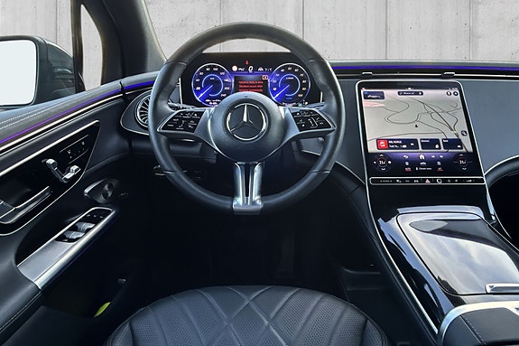 Mercedes-Benz EQE SUV 15 of 22